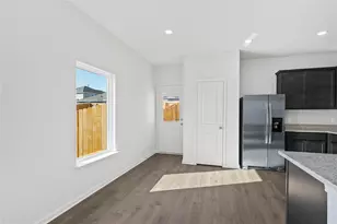 8428 White Wolf Trl, Ponder, TX 76259 - Photo 4