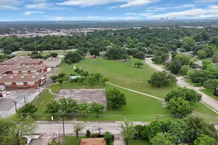 5621 Wedgworth Rd, Fort Worth, TX 76133 - Photo 10