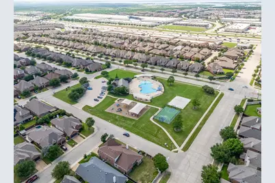 1753 Sir Dustin Lane, Carrollton, TX 75010 - Photo 40
