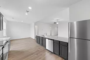 1309 Wind Drift Wy, Fort Worth, TX 76131 - Photo 2