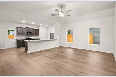 207 North Island Drive, Terrell, TX 75160 - Photo 2