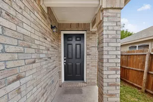 9708 Calle Del Oro Ln, Dallas, TX 75217 - Photo 4