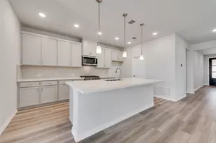 221 Hatherley St, Little Elm, TX 75068 - Photo 2