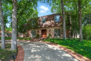 4165 Shady Valley Dr, Arlington, TX 76013 - Photo 2