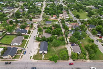 2612 Bishop Street, Fort Worth, TX 76105 - Photo 6