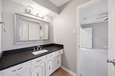7010 Claybrook Drive, Dallas, TX 75231 - Photo 20