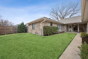 7010 Claybrook Dr, Dallas, TX 75231 - Photo 24