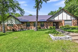 1509 Schumac Ln, Bedford, TX 76022 - Photo 1