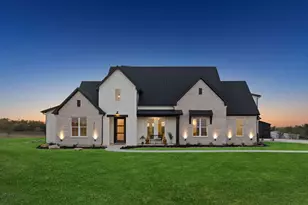 711 Hummingbird Ln, Justin, TX 76247 - Photo 1