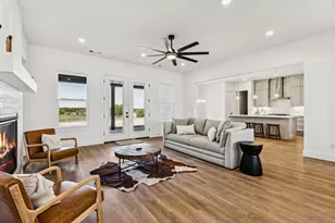 711 Hummingbird Ln, Justin, TX 76247 - Photo 8