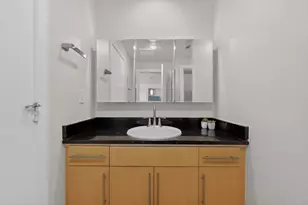 4605 Cedar Springs Rd, Dallas, TX 75219 - Photo 18