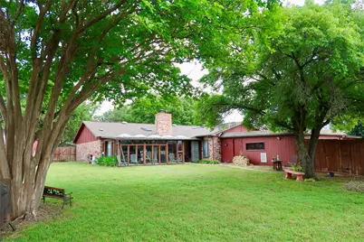 2009 Stefani Court, Carrollton, TX 75007 - Photo 4