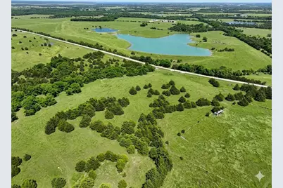 1711 County Road 2935, Dodd City, TX 75438 - Photo 2