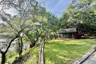 491 Cozy Cove Ct, Chico, TX 76431 - Photo 6
