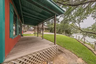 491 Cozy Cove Ct, Chico, TX 76431 - Photo 14