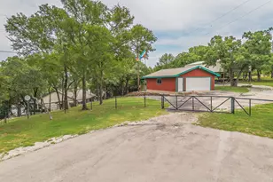491 Cozy Cove Ct, Chico, TX 76431 - Photo 22