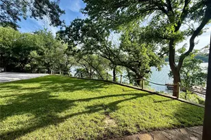 491 Cozy Cove Ct, Chico, TX 76431 - Photo 4