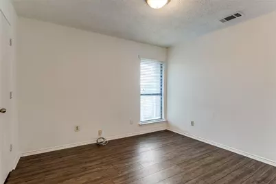 2414 Cordoba Drive, Carrollton, TX 75006 - Photo 22