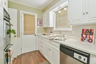 2005 Maplewood Dr, Gainesville, TX 76240 - Photo 8