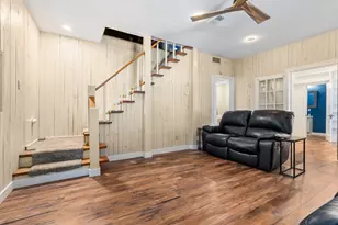 1504 Maple St, Irving, TX 75060 - Photo 16