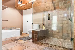 1504 Maple St, Irving, TX 75060 - Photo 20