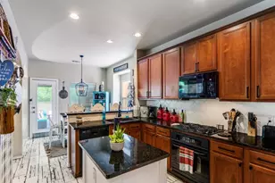 6811 Shore Breeze Ct, Arlington, TX 76016 - Photo 8