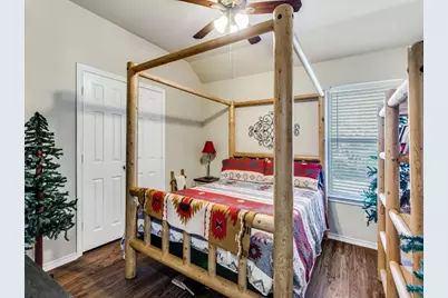 6811 Shore Breeze Court, Arlington, TX 76016 - Photo 16