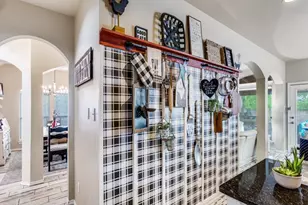 6811 Shore Breeze Ct, Arlington, TX 76016 - Photo 8