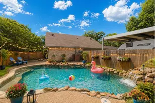 767 Dove Cir, Lewisville, TX 75067 - Photo 34