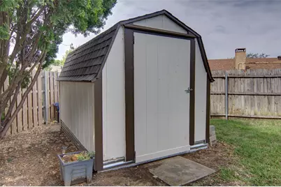 7405 Meadowdale Drive, Watauga, TX 76148 - Photo 30