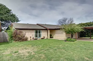 7405 Meadowdale Dr, Watauga, TX 76148 - Photo 2