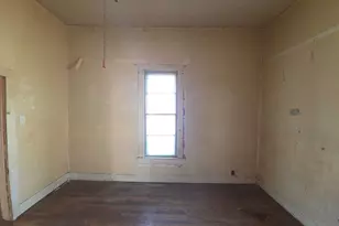 226 W Texas St, Denison, TX 75020 - Photo 12