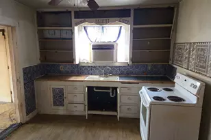 226 W Texas St, Denison, TX 75020 - Photo 2