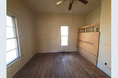226 W Texas Street, Denison, TX 75020 - Photo 10
