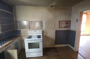 226 W Texas St, Denison, TX 75020 - Photo 4