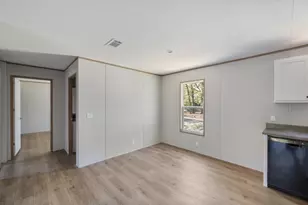 207 Woody Dr, Mabank, TX 75156 - Photo 8