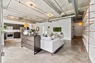 1001 Belleview St, Dallas, TX 75215 - Photo 8