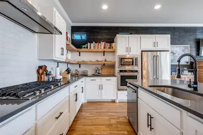 1262 N Prairie Avenue, Dallas, TX 75204 - Photo 8