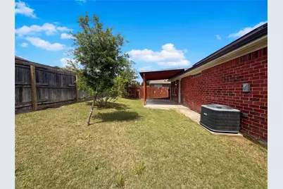 2563 Taos Drive, Grand Prairie, TX 75051 - Photo 18