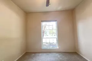 2400 Creekview Dr, Plano, TX 75093 - Photo 14