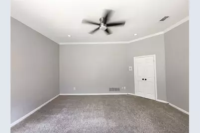 2400 Creekview Drive, Plano, TX 75093 - Photo 4