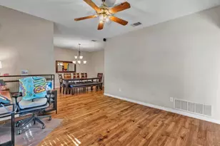 1411 Honeysuckle Ridge Ct, Midlothian, TX 76065 - Photo 6