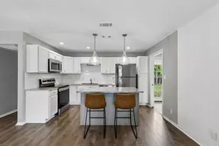 301 N Cottonwood Dr, Richardson, TX 75080 - Photo 8