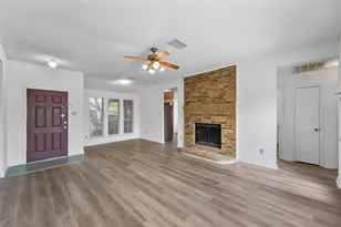 2600 Waterloo Ln, Mesquite, TX 75181 - Photo 2