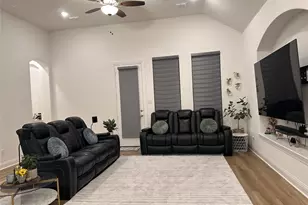 7032 Mapleshade Way, Little Elm, TX 76227 - Photo 6