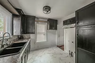 5643 Cary St, Dallas, TX 75227 - Photo 12