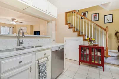 22 Abbey Road, Euless, TX 76039 - Photo 10