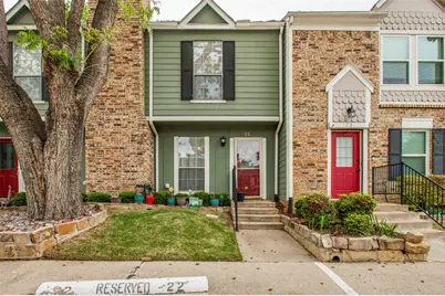 22 Abbey Road, Euless, TX 76039 - Photo 2