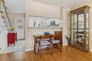 22 Abbey Rd, Euless, TX 76039 - Photo 8