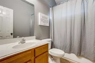 9800 Old Field Dr, McKinney, TX 75072 - Photo 16